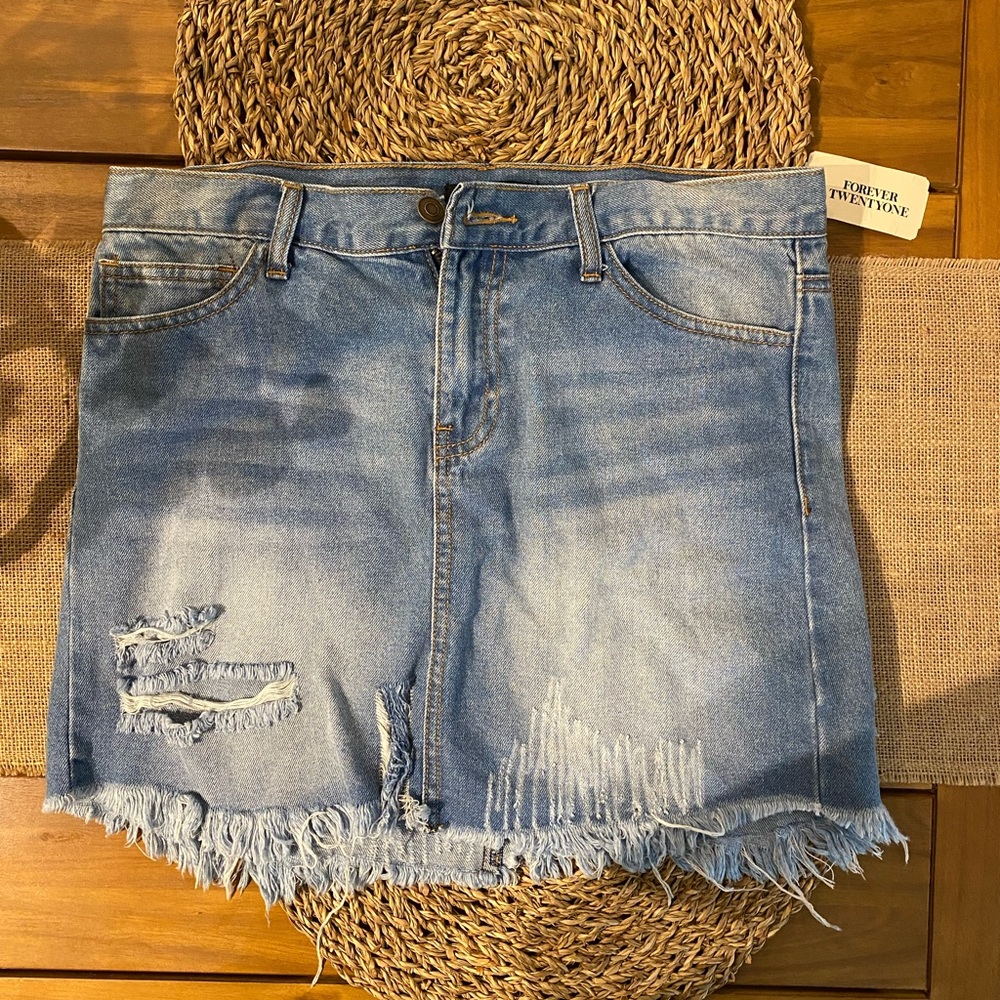 Forever 21 Women's Denim Skirt Size Large